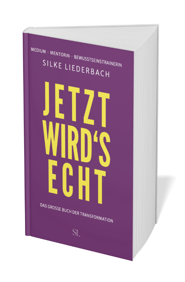 A purple book titled "Jetzt wird's echt" by Silke Liederbach with the subtitle "The Big Book of Transformation."